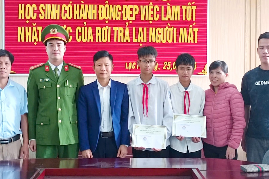 Image hình ảnh hình ảnh hình ảnh hình ảnh hình ảnh hình ảnh hình ảnh Trần Hoàng - Tin tức, hình ảnh, video clip mới nhất về trần hoàng anh