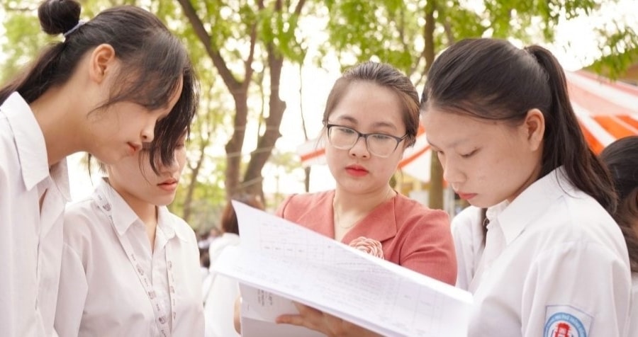 Nhiều trường 'top' công bố mức quy đổi điểm IELTS trong tuyển sinh