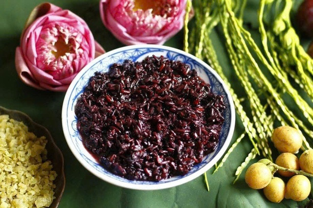 Ăn cơm rượu nếp, thổi nồng độ cồn có lên không?