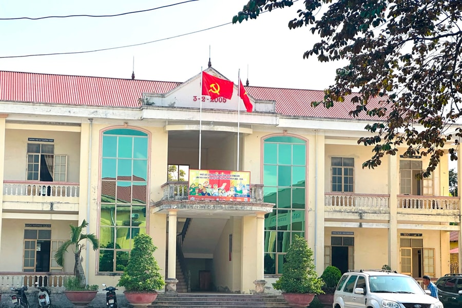 Bãi bỏ chính sách hỗ trợ thêm với cán bộ xã dôi dư do tinh gọn
