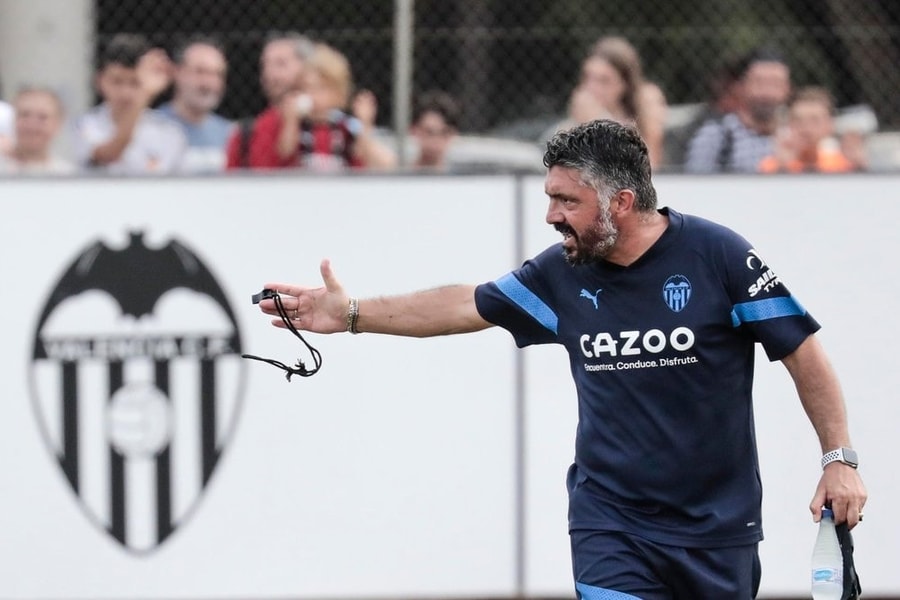 Gattuso bị phản đối khi được chọn làm huấn luyện viên trưởng tuyển Italia