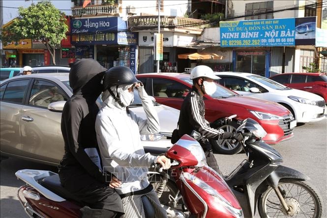 Cảnh giác đột quỵ do nắng nóng