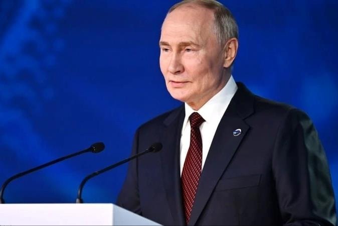 Tổng thống Putin sẵn sàng gặp người đồng cấp Ukraine Zelensky