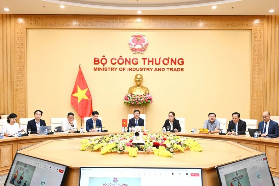 Vietnam, US hold virtual ministerial talks on reciprocal trade