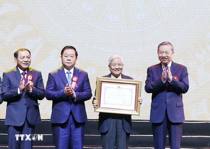 Lễ kỷ niệm trọng thể 100 năm Ngày báo chí cách mạng Việt Nam