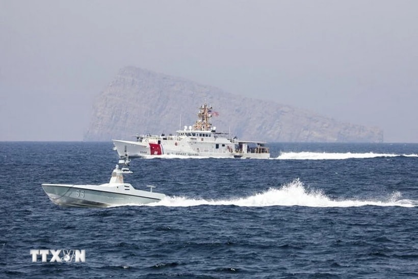 Quốc hội Iran thông qua việc đóng cửa Eo biển Hormuz, thị trường dầu mỏ sẽ gặp khó