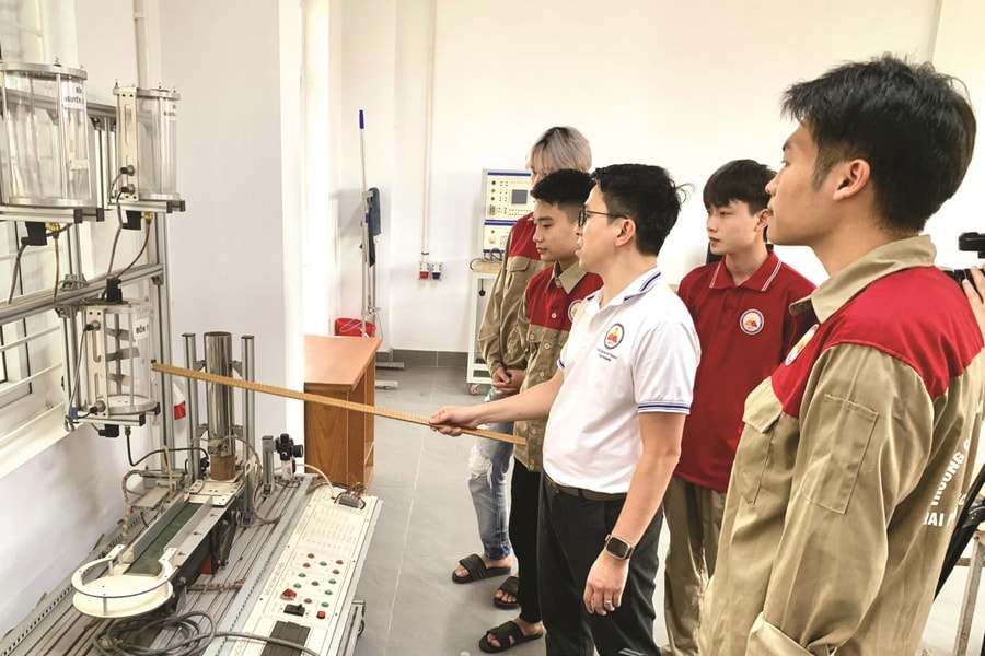 Phát triển đội ngũ lao động chất lượng cao cho Hải Phòng mới