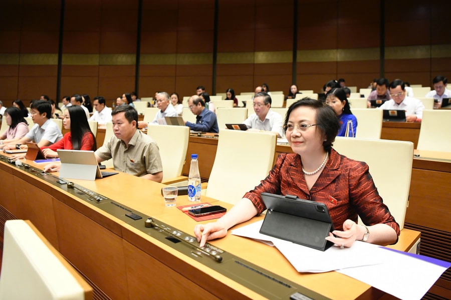 Cơ quan nhà nước được ký hợp đồng với doanh nhân xuất sắc