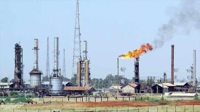 Tổng thống Trump bình luận về việc Trung Quốc mua dầu mỏ Iran, Mỹ