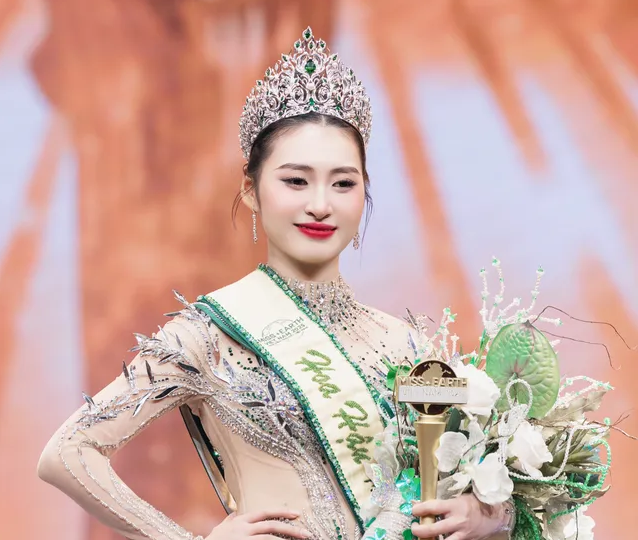 Hai Duong beauty Ngo Thi Tram Anh wins Miss Earth Vietnam 2025
