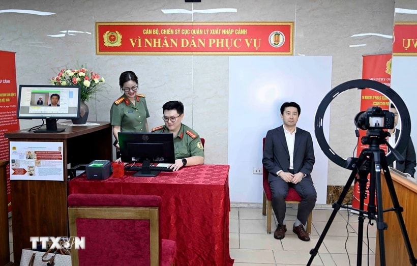 Cấp định danh điện tử mức độ 2 cho người nước ngoài cư trú tại Việt Nam