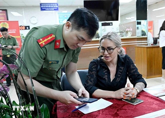 Vietnam grants level-2 e-ID accounts to foreign residents from July 1