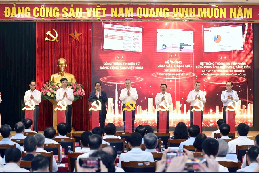 Sự kiện nổi bật trong nước, quốc tế ngày 2/7