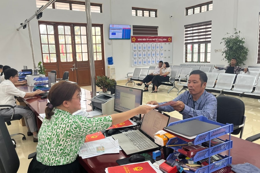Làm thủ tục đất đai ở cấp xã thuận lợi