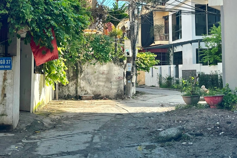 Phế thải xây dựng trên phố Hữu Nghị đã được thu dọn