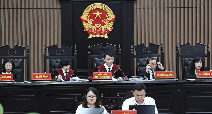 Diễn biến bất ngờ tại phiên xét xử Chủ tịch Tập đoàn Phúc Sơn và người liên quan