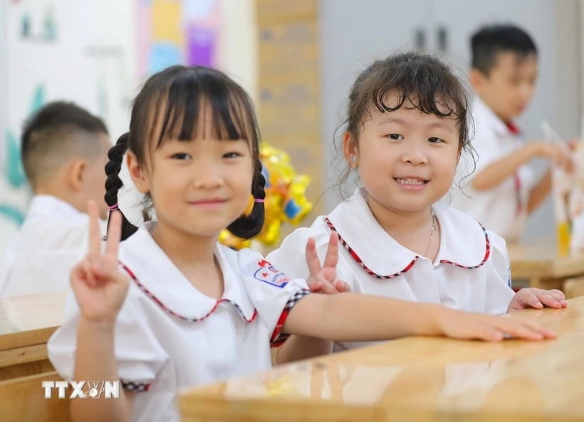 Public school students in Vietnam to enjoy free tuition