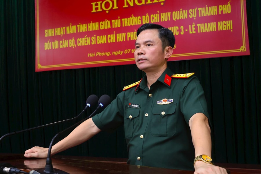 Kịp thời nắm bắt tư tưởng cán bộ, chiến sĩ sau sắp xếp cơ quan quân sự địa phương