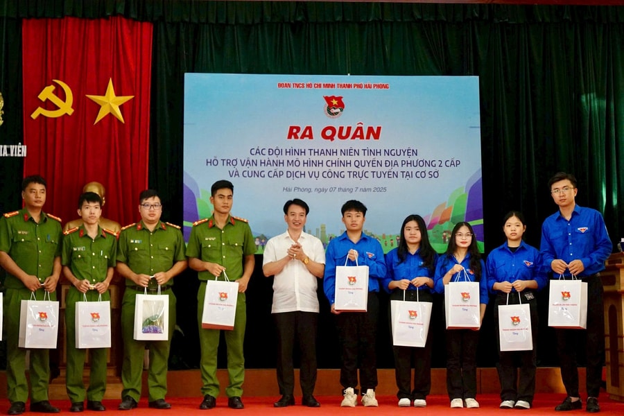Thành đoàn Hải Phòng ra quân tình nguyện hỗ trợ vận hành chính quyền địa phương 2 cấp