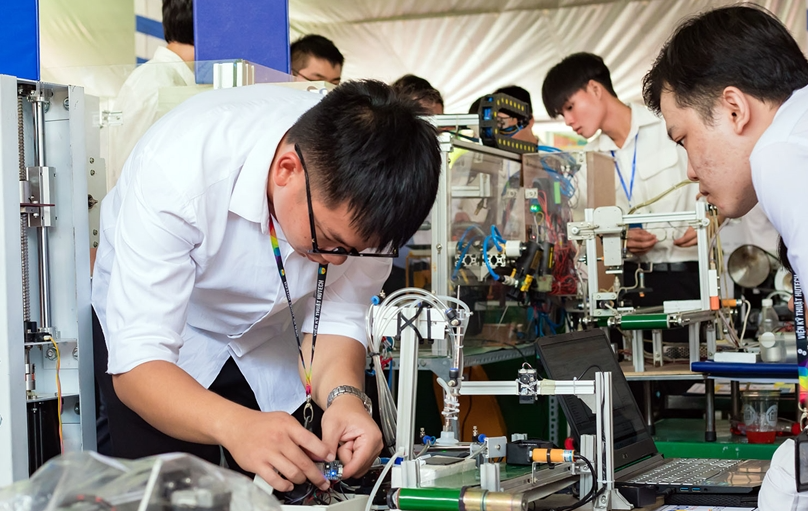 Mức sàn xét điểm đánh giá năng lực, tư duy vào các trường kỹ thuật top đầu 2025