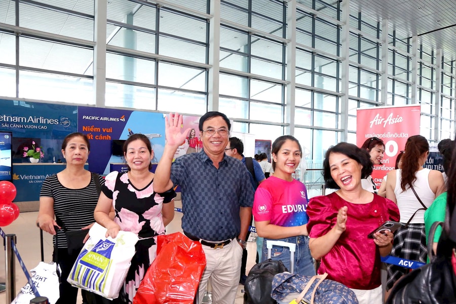 Hai Phong opens wider to air travelers