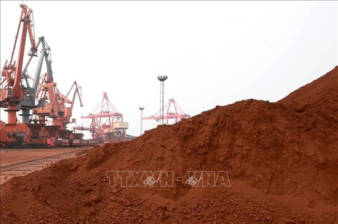 Trung Quốc lật tẩy hình thức tuồn lậu đất hiếm qua kênh vận chuyển