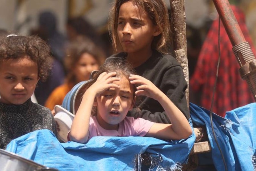 Nhân viên Liên Hợp quốc tại Gaza ngất xỉu vì đói
