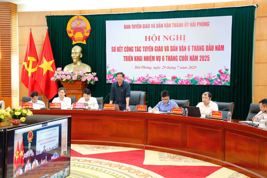 Làm tốt công tác hướng dẫn, tuyên truyền Đại hội Đảng các cấp