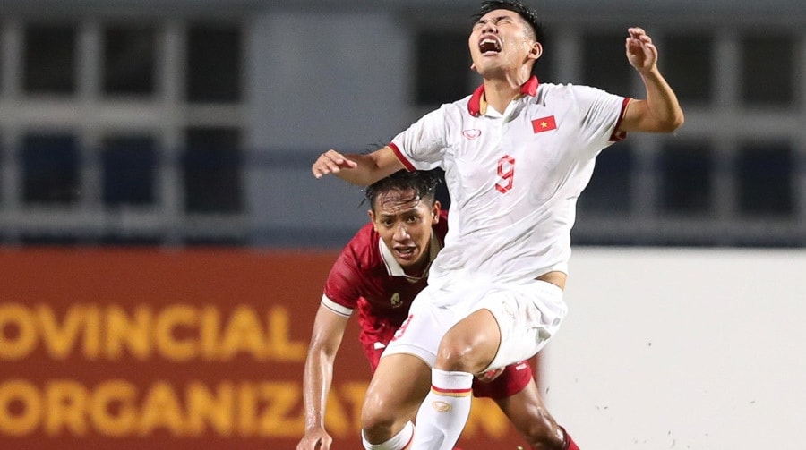Người đứng đầu bóng đá Indonesia kêu gọi đá rắn trước U23 Việt Nam