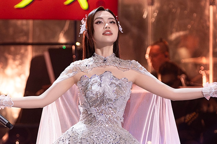 Phương Mỹ Chi hát ‘Lạc trôi’, ngậm ngùi dừng chân Top 3 Sing! Asia gây tiếc nuối