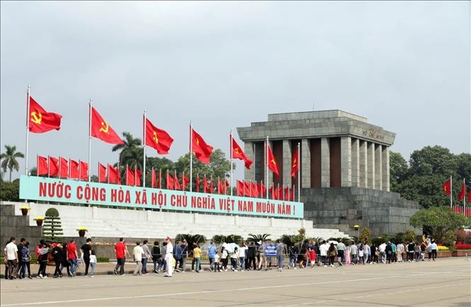 Lăng Chủ tịch Hồ Chí Minh mở cửa trở lại từ ngày 2/8