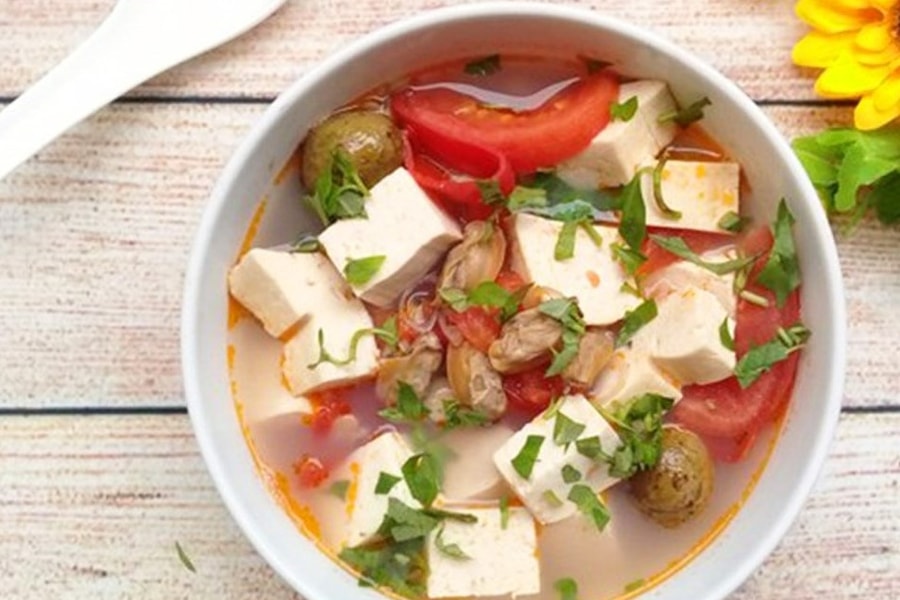 Canh đậu phụ trùng trục