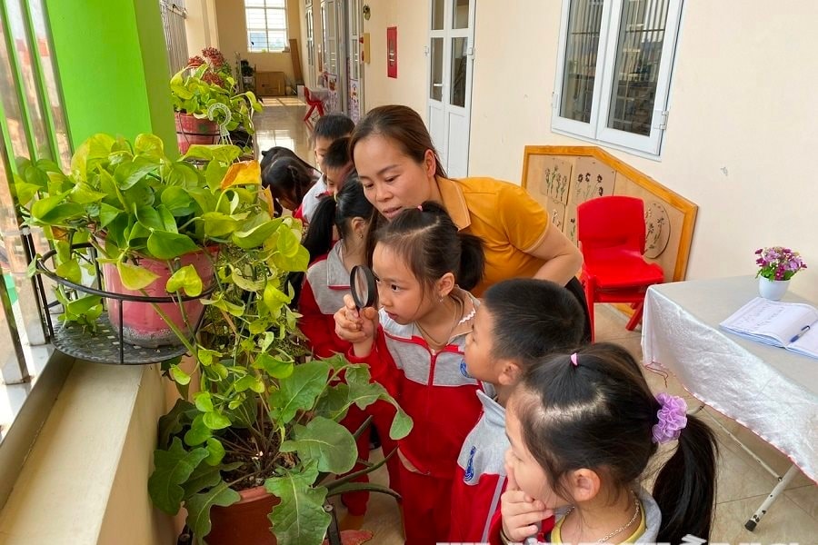 Miễn học phí - niềm vui trước năm học mới