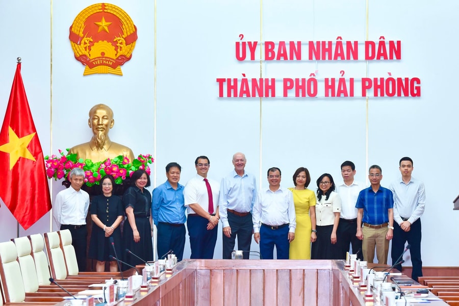 Promoting educational cooperation between Hai Phong and EQuest Education Group