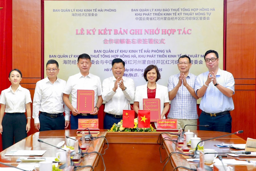 Hai Phong and Yunnan enhance cooperation between economic and bonded zones