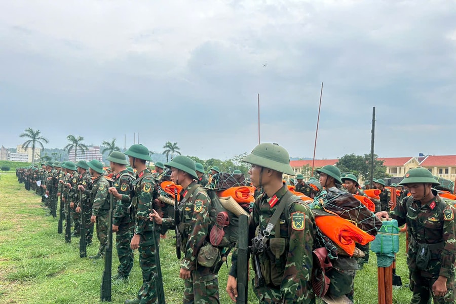 Phất cao cờ hồng Tháng Tám - Lan tỏa khí thế thi đua giành 'ba nhất'