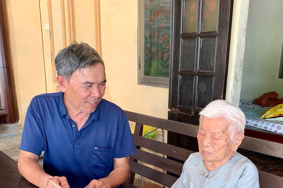 Hân hoan, hạnh phúc trong thời điểm giành chính quyền