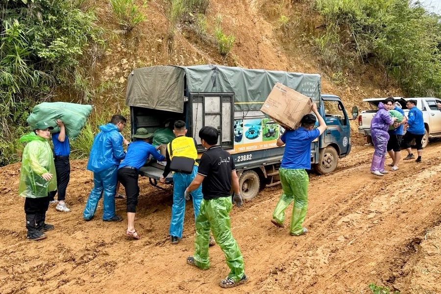 Hai Phong youth support Dien Bien residents affected by floods