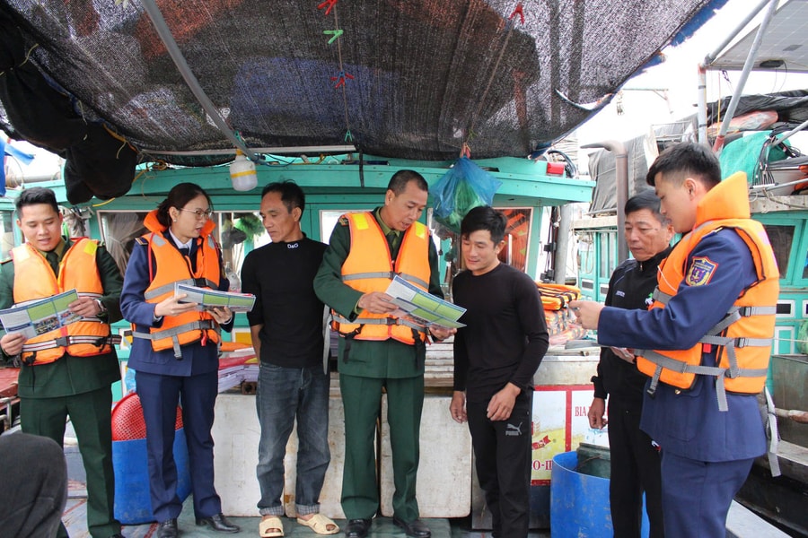 Cảnh sát biển quyết tâm đẩy lùi ma túy, làm 'sạch' địa bàn