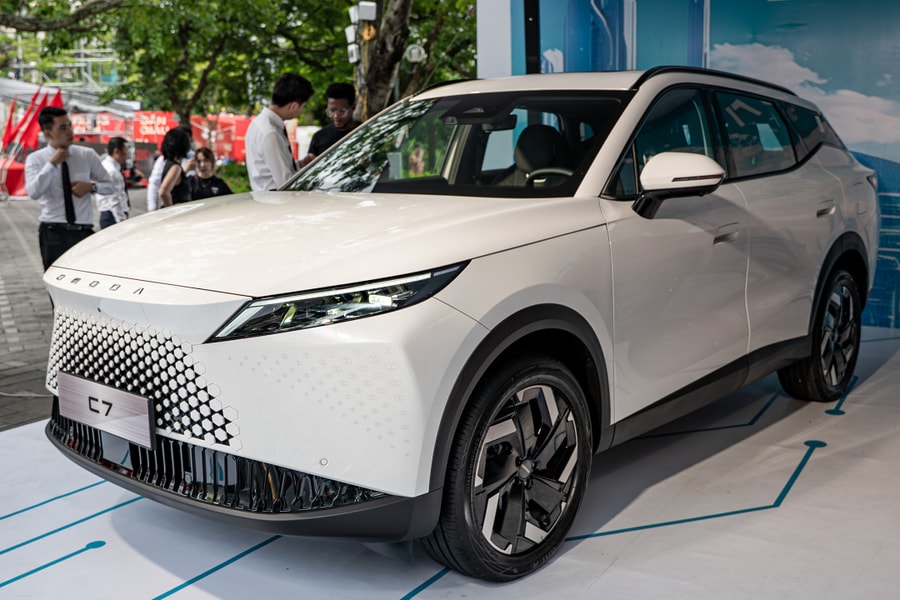 Omoda C7 - CUV cỡ C chào khách Việt, mở bán vào cuối tháng 9