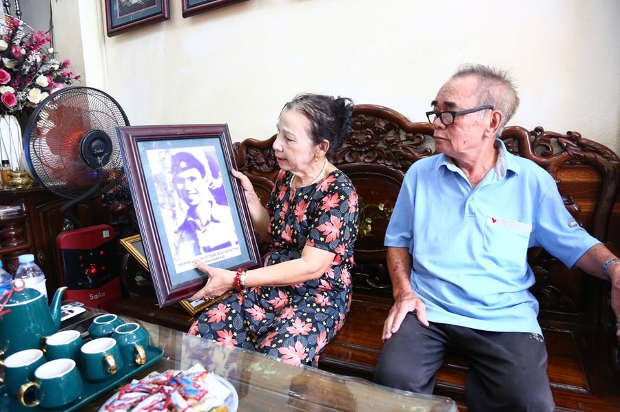 Lửa thiêng núi Cột Cờ