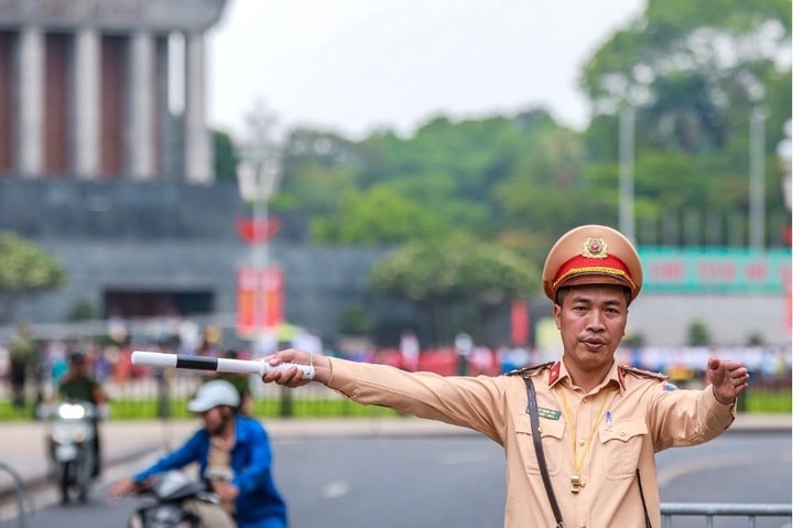 Hôm nay 19/8, Hà Nội cấm 3 tuyến đường