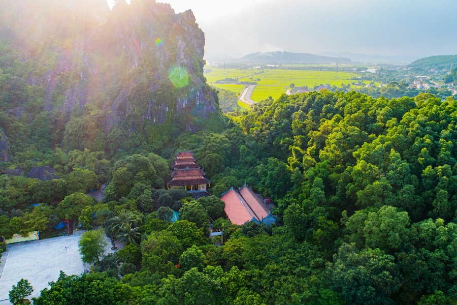 Nham Duong – a mysterious ancient pagoda in the heart of heritage