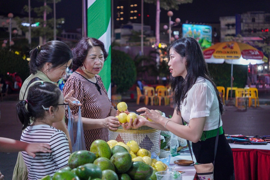 40 gian hàng nông sản Sơn La được giới thiệu tại Hải Phòng