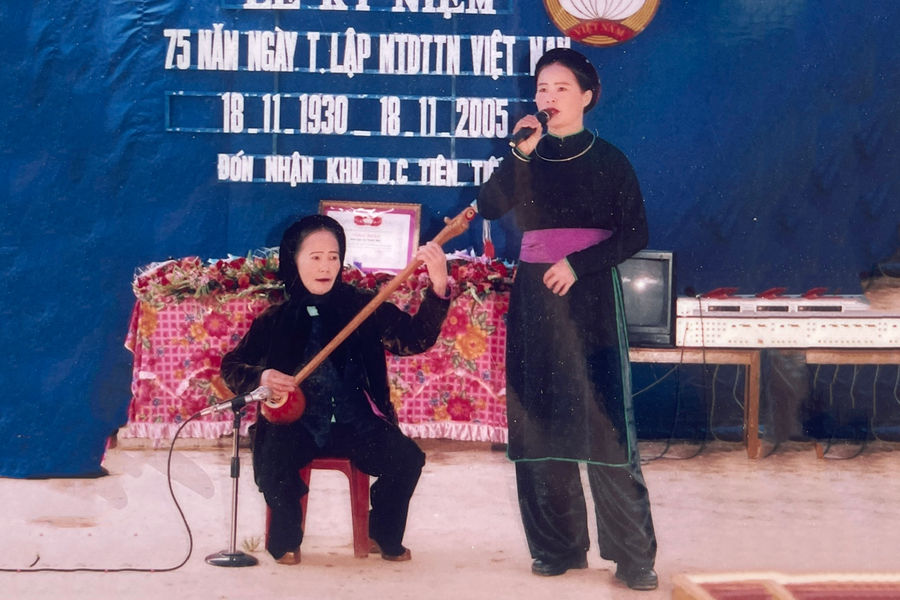 Người Tày ở Hải Phòng gìn giữ lời then, tiếng đàn tính