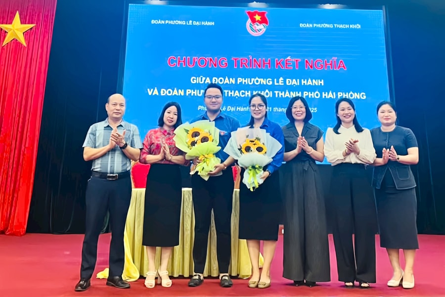 Hai tổ chức Đoàn phường đầu tiên của Hải Phòng ký giao ước kết nghĩa