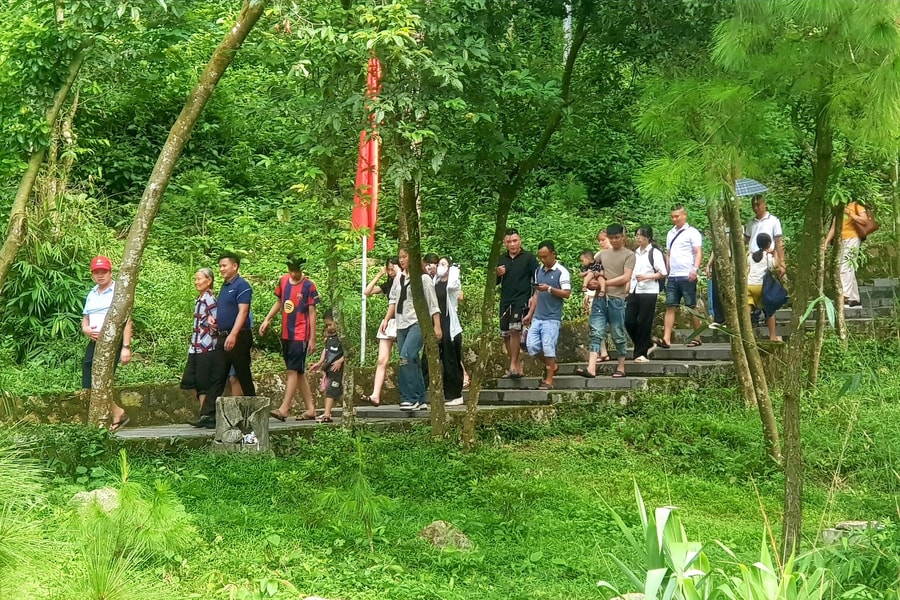 Tourist arrivals to western Hai Phong destinations rise during National Day holiday