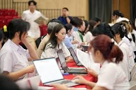 Điều kiện nào để sinh viên, học viên được vay đến 5 triệu đồng sinh hoạt phí mỗi tháng?