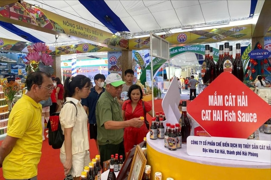 Mỗi ngày bán ra từ 8.000 - 9.000 sản phẩm nông sản Hải Phòng tại Triển lãm thành tựu đất nước