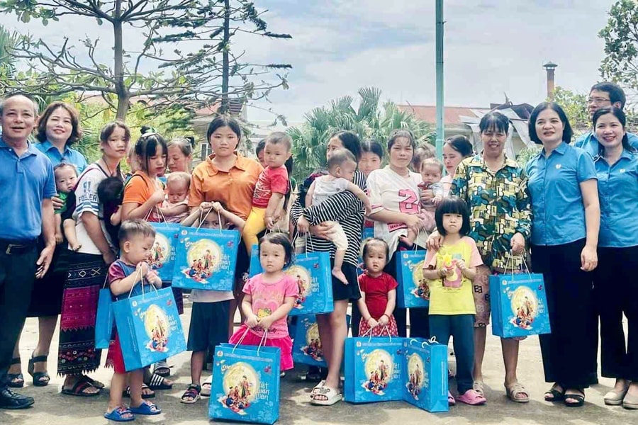 Hai Phong Labor Confederation to present 14,000 Mid-Autumn Festival gifts